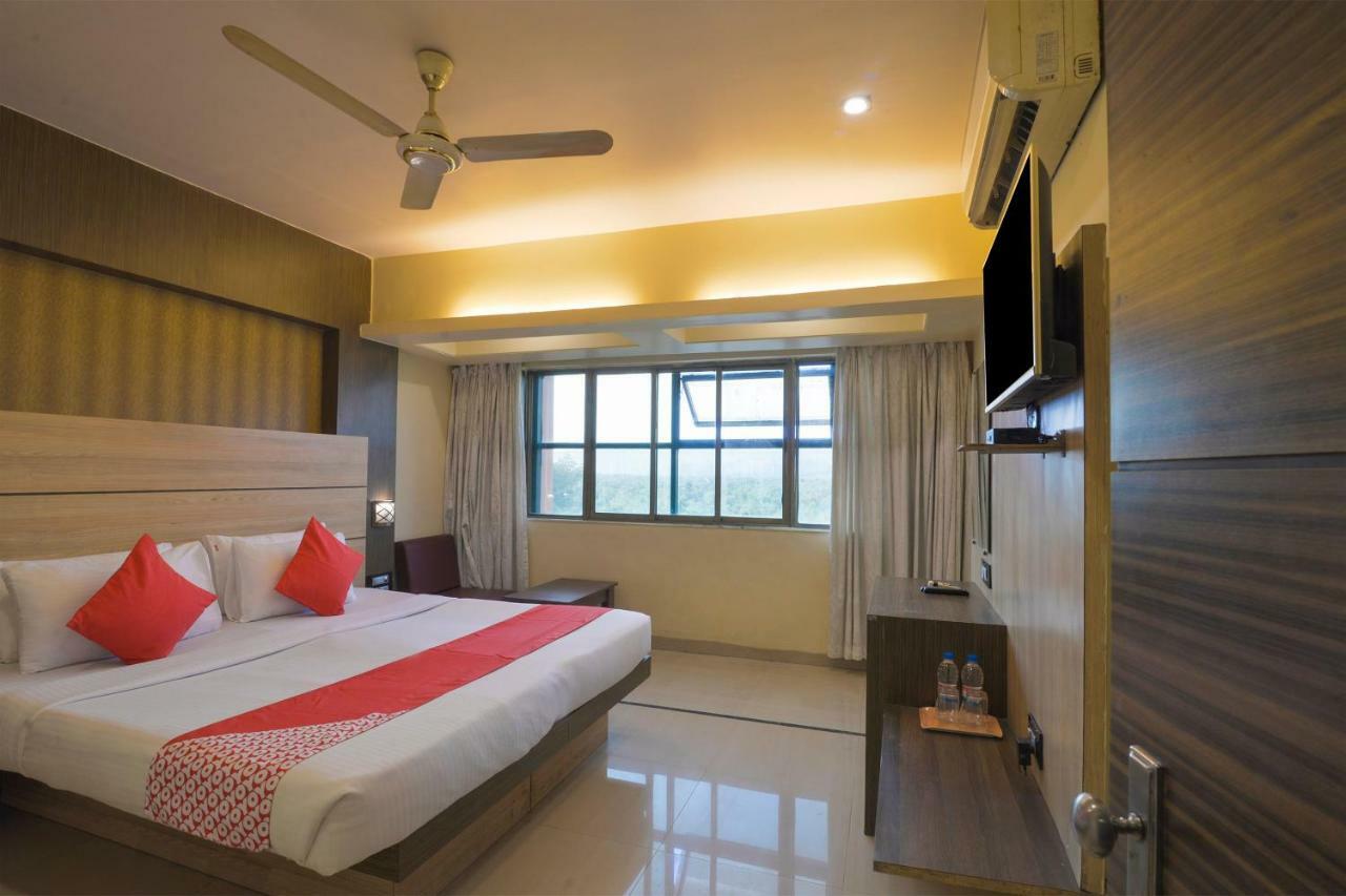 Oyo 3287 Hotel Mansarovar Navi Mumbai Exteriör bild