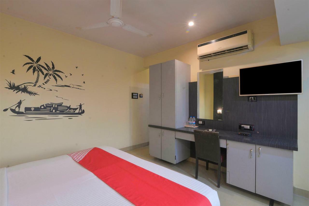 Oyo 3287 Hotel Mansarovar Navi Mumbai Exteriör bild